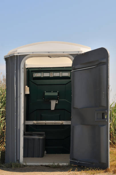 Best Porta potty rental near me  in Bristol, IN